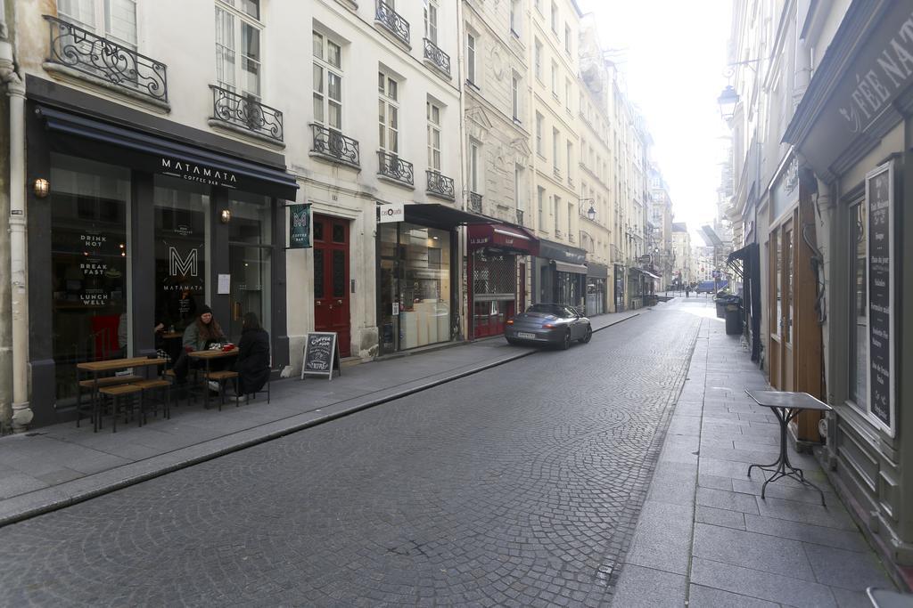 Lovely And Typical 1 Bedroom Paris Zimmer foto