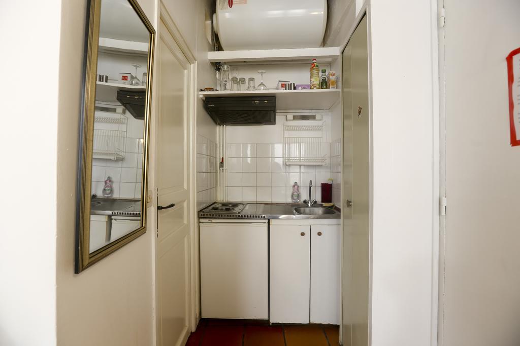 Lovely And Typical 1 Bedroom Paris Zimmer foto